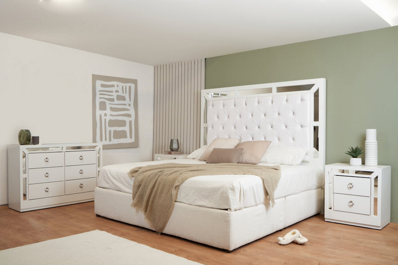 Recamara KS 4 Piezas Emilia Sin Espejo - Blanco y Plata